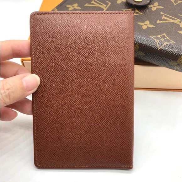 🤩🎈Authentic Louis Vuitton wallet🎈🤩 - Picture 13 of 16